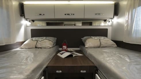 2. Ford Benimar Cocoon 463 for 4 persons (Model 2023)