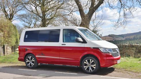 Frankie – Volkswagen Campervan mit 4 Schlafplätzen aus dem Jahr 2020