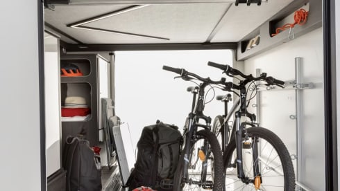 Rover – New 2026 Roller Team 4 berth off-grid ready Motorhome