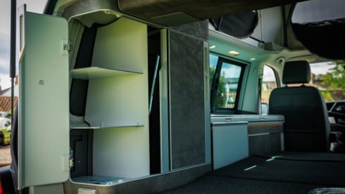 Luxury Camper – Volkswagen California Ocean automaat met 4 slaapplaatsen, 201 pk, 4Motion camper (2024)
