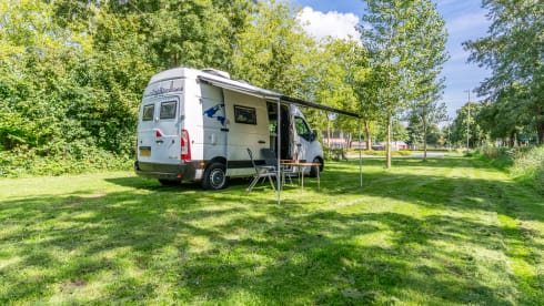 ORBIS – 2p Renault bus from 2018 Travel case built for convenience. none like this