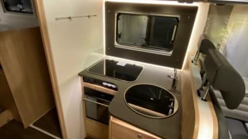7 – Luxurious, spacious camper with single beds!