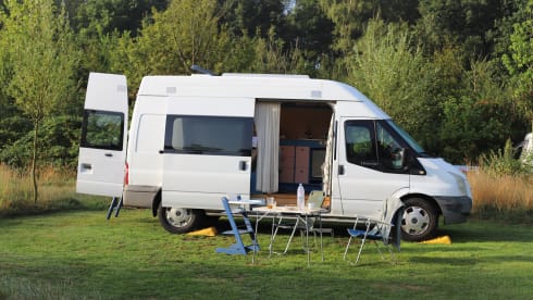 Transie – 2p Ford camper from 2006