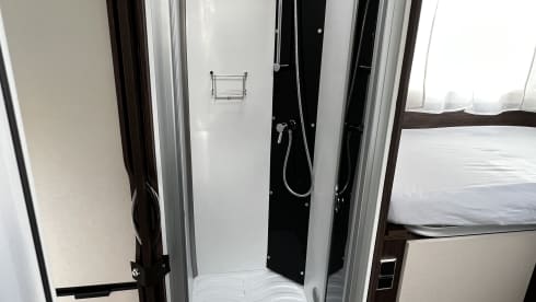Benimar Cocoon 463 AUTOMATIC 4P - 2022 - WIFI - incl. equipment!