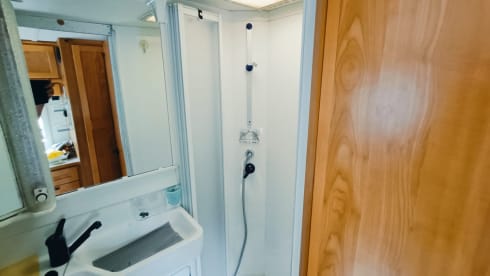 Plaatje – 2 Person Hymer integral