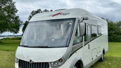 Reispaleis – Comfortable and stylish integrated 4p Carthago Chic C-Line II