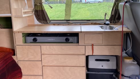 floortjes – vw T5 camper van only for friends and family