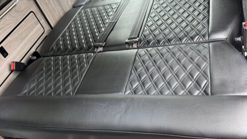 Volkswagen campervan met 4 slaapplaatsen vanaf 2025