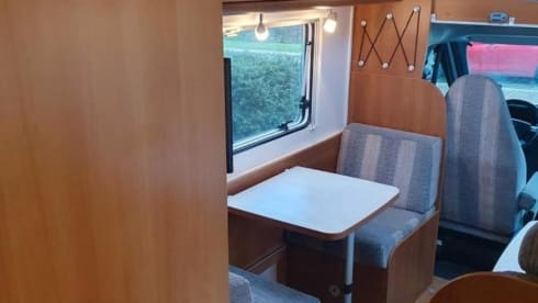 Hymer Carado A366 – Lovely spacious family camper! 
