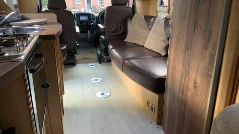 Sadie – 2 berth Mercedes-Benz integrated from 2010