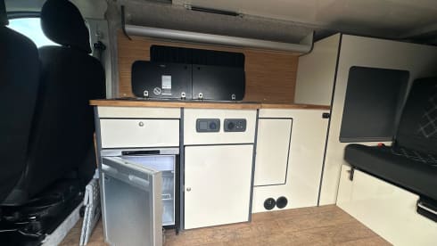 Skye3, 4 berth campervan with pop top