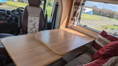 Bertha – 4 berth Bailey complete with secure dog pen