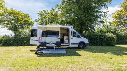 Oaki Doaki – 3p Volkswagen bus from 2025