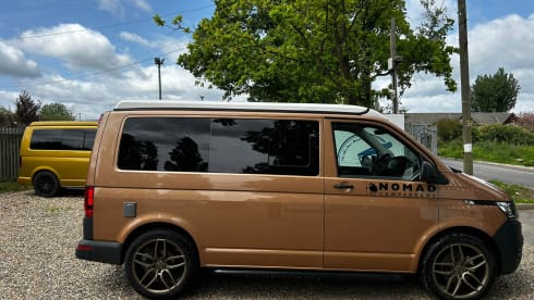 YT72KEU – 4 berth Volkswagen Campervan London - Romford