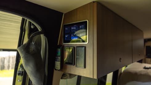 De Suite – 3p Mercedes-Benz campervan from 2024