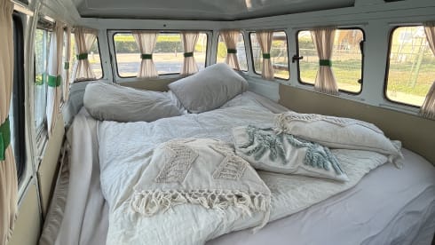 Volkswagen T2 bus from 1985