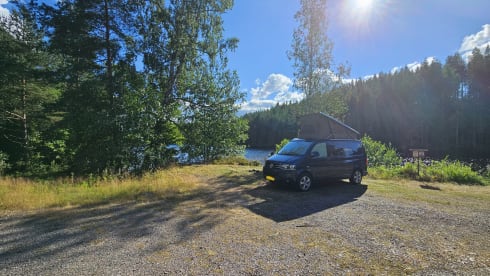 Gijs – 4p Volkswagen campervan from 2010