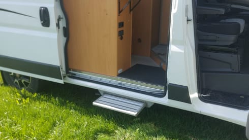 Witte Harrie – Very neat and complete 2-person Fiat camper van from 2007