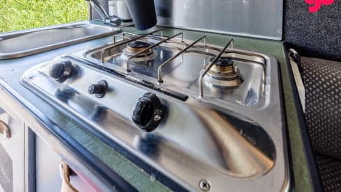 Menoenie – 4-person Volkswagen camper van