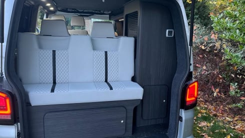 Clarence – Fully insured 4 berth motorhome to explore and enjoy Britain and Europe