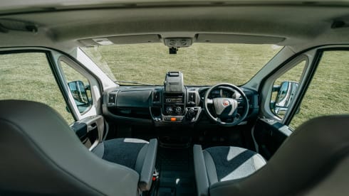 H5 – Fiat Ducato Sunlight Cliff 600