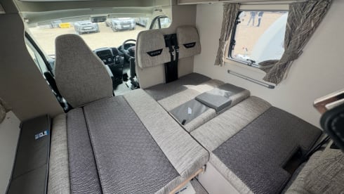 Modern 2025 6 Berth 6 Belted Seat Swift Edge 