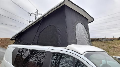 FM21 – 4 berth Ford campervan from 2021