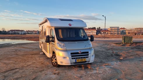 4p Bürstner semi-integrated from 2009