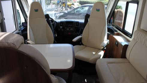 SOLyMAR – MC LOUIS TOPCAMPER (see special options)