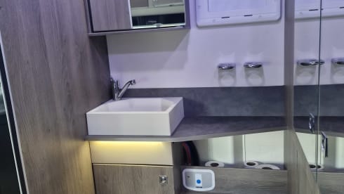 Chausson Titanium 640 für 4 Personen – Luxus, Platz & Automatik-Wohnmobil
