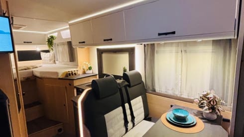 Making Memories 1 – T67s Sunlight semi-integrated 2024 Automatic