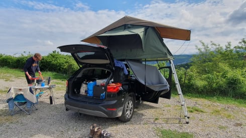 Daktent huren – Thule roof tent including BMW X1