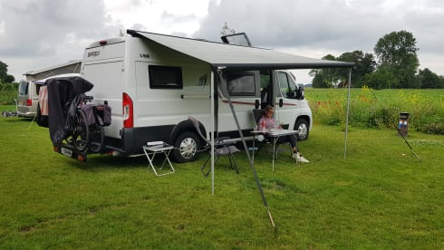 2p Rapido V68 Buscamper (2020) Length beds & Comfort