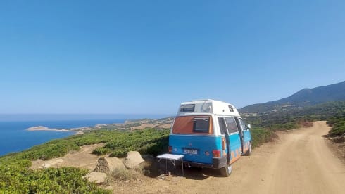 Lola  – Van Automatico