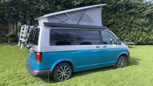 Aloha Beach Camper Aqua VW T6 California