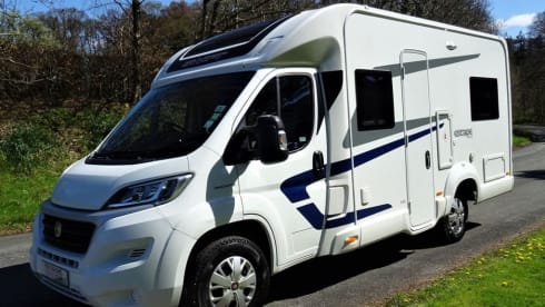 Swift Escape 664