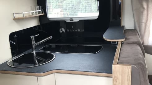 Bavaria T746 Class – Mooie ruime en zeer uitgeruste camper