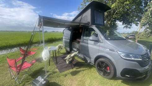The Drifter – Volkswagen Bulli T6.1 campervan