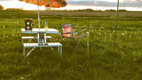 FESTIVALBUS – Converted "FESTIVALBUS" for 5 people! (2012 Ford Transit)