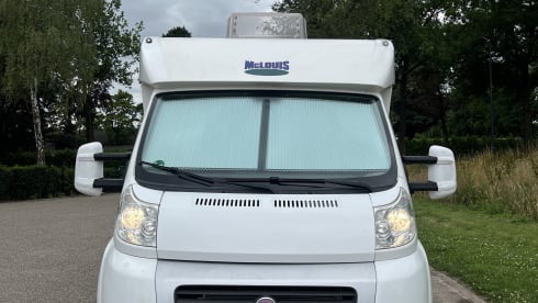 2p McLouis semi-integrated uit 2011
