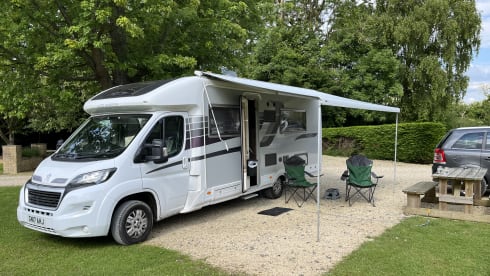 The Breeze – Comfortable, spacious and well equipped motorhome.