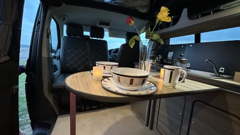 Sun Chaser – 4 berth Volkswagen campervan from 2011
