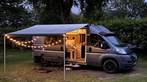 Bob – Peugeot bus camper (extra long comfortable bed)