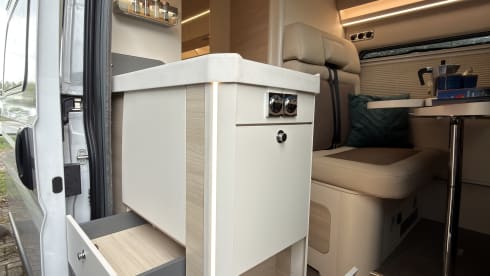 Making Memories 12 – 2-person Eura Mobil bus from 2025