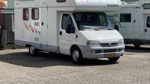 Compacte 6 persoons familie camper