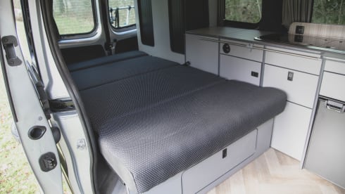 Daan │ Luxury 2 person camper