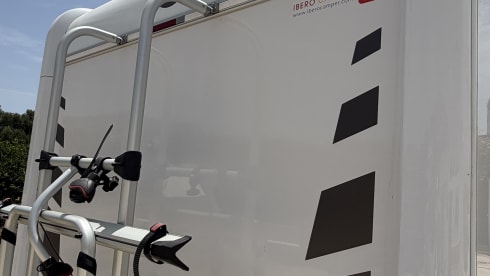 Carado T338-3 – Discover SPAIN by camper! Rent a Carado MODEL 2021 now