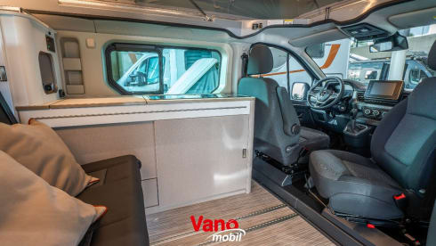 Patchke – 4p Bustner campervan, automatic