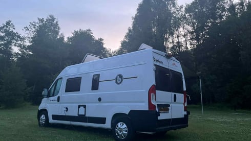 Casa Camino – New - 2-3 person fully equipped Campervan - Casa Camino