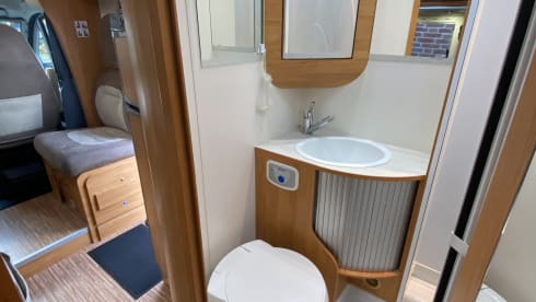 Lengtebedden! Adria Coral S670SL